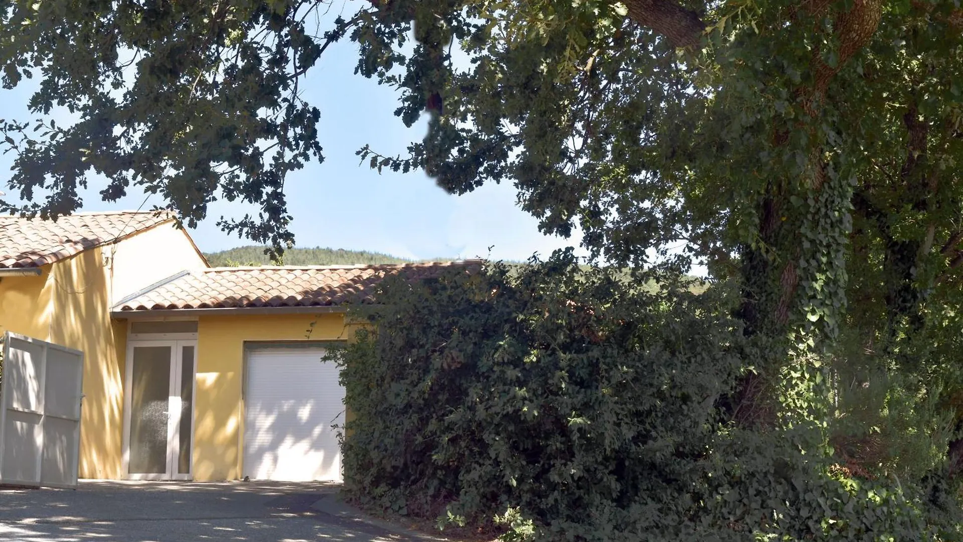 Maison Super Calme Et Confortable - Idealement Situee - Clim - Vue Montagnes - Piscine Partagee - Parking Gratuit - Lou Tranquillou Sauzet  Holiday home