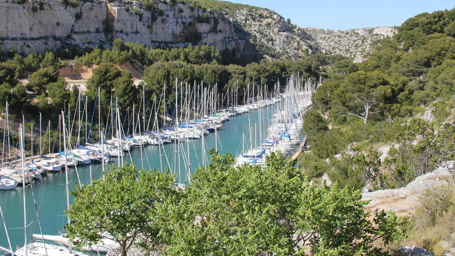 Holiday home Maison Super Calme Et Confortable - Idealement Situee - Clim - Vue Montagnes - Piscine Partagee - Parking Gratuit - Lou Tranquillou Sauzet